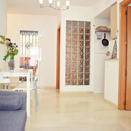 Bea's Home: Cozy On The Outskirts Of Centre