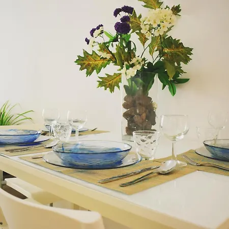 Bea's Home: Cozy On The Outskirts Of Centre Apartment