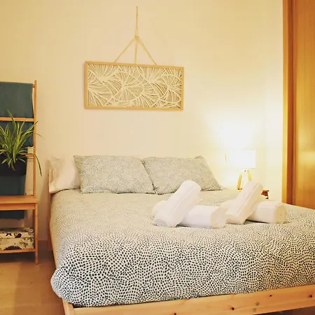 Bea's Home: Cozy On The Outskirts Of Centre